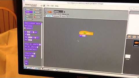 Distance reading with infrared sensor using scratch for pcDuimo