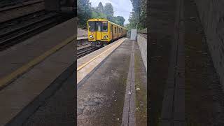 Merseyrail Cl 508 & 507 Arriving At Aigburth 508130 & 507007 14923