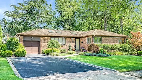 35 Marian Lane, Jericho, NY