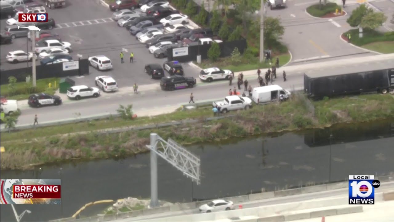 3 in custody following police chase in Miami-Dade County - YouTube