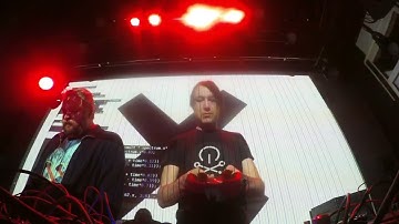 Possan & Srvnd Techno-chiptunes Audiovisual performance.  for pikselfest (xx anniversary):