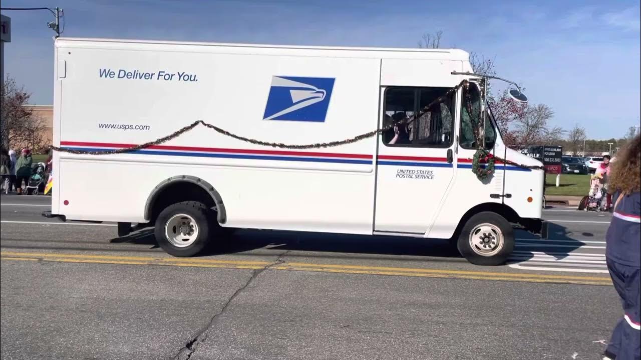 USPS Step Van Mail Truck 7533568 at the MasticShirley Christmas Parade