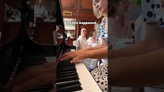 The cutest reaction 🥹🩷🎹 #yiruma #yirumapiano #riverflowinyou #pianomusic