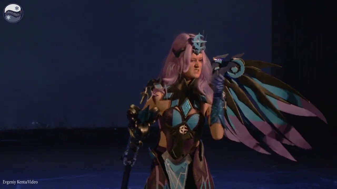 Cosplay deile game - FoxEve — Overwatch — Atlantic Mercy