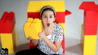 Giant LEGO Building Challenge!
We have all wondered what our creations would look like if lifesize, but none have thought it possible. As a dreamer, AstonishingStudios got in contact with http://www.everblocksystems.com/, the company behind the giant LEGO revolution, to see if the idea is worth fulfilling.
Director: AstonishingStudios
http://www.youtube.com/user/AstonishingStudios
Songs:
Sneaky Snitch, Who Likes to Party, Ready Aim Fire and Take a Chance Kevin MacLeod (incompetech.com)
Licensed under Creative Commons: By Attribution 3.0
http://creativecommons.org/licenses/by/3.0/
PureNoize – Samurai
https://soundcloud.com/purenoize
Licensed under Creative Commons: By Attribution 3.0
http://creativecommons.org/licenses/by/3.0/
Connect with BrickUltra:
LEGO News: https://goo.gl/7bvjfz
Custom LEGO Shop: https://goo.gl/tvvfaa
BrickHubs LEGO Video Content: https://goo.gl/GTrL75
Twitter: https://goo.gl/DBnE6g
YouTube: https://goo.gl/rPzXhm
Flickr: https://goo.gl/EDvpfm
Facebook: https://goo.gl/Lu2f9D
Instagram: https://goo.gl/SpxKeC
BrickUltra © Giant LEGO Building Challenge!