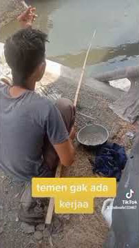mancing dapat ikan Uda biasa tapi kalau dapatnya celana  dalam isinya luar biasa 😜😜😜😜😜