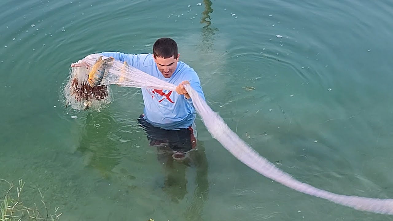 PESCA Y COCINA CON ATARRAYA EN CANLES DE AGUA SALOBRE FLORIDA