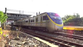 3237次區間車抵達大林車站