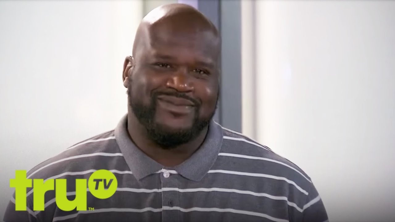 The Carbonaro Effect - Preview: Shaquille O'Neal and Michael Carbonaro Prank an Unsuspecting Fan - Shaquille O'Neal guest stars as a potential investor in Michael's invention pitch gone wrong.