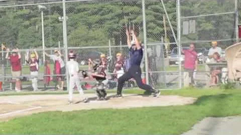 The Return of "Harry Highpants" the Funny Umpire O...