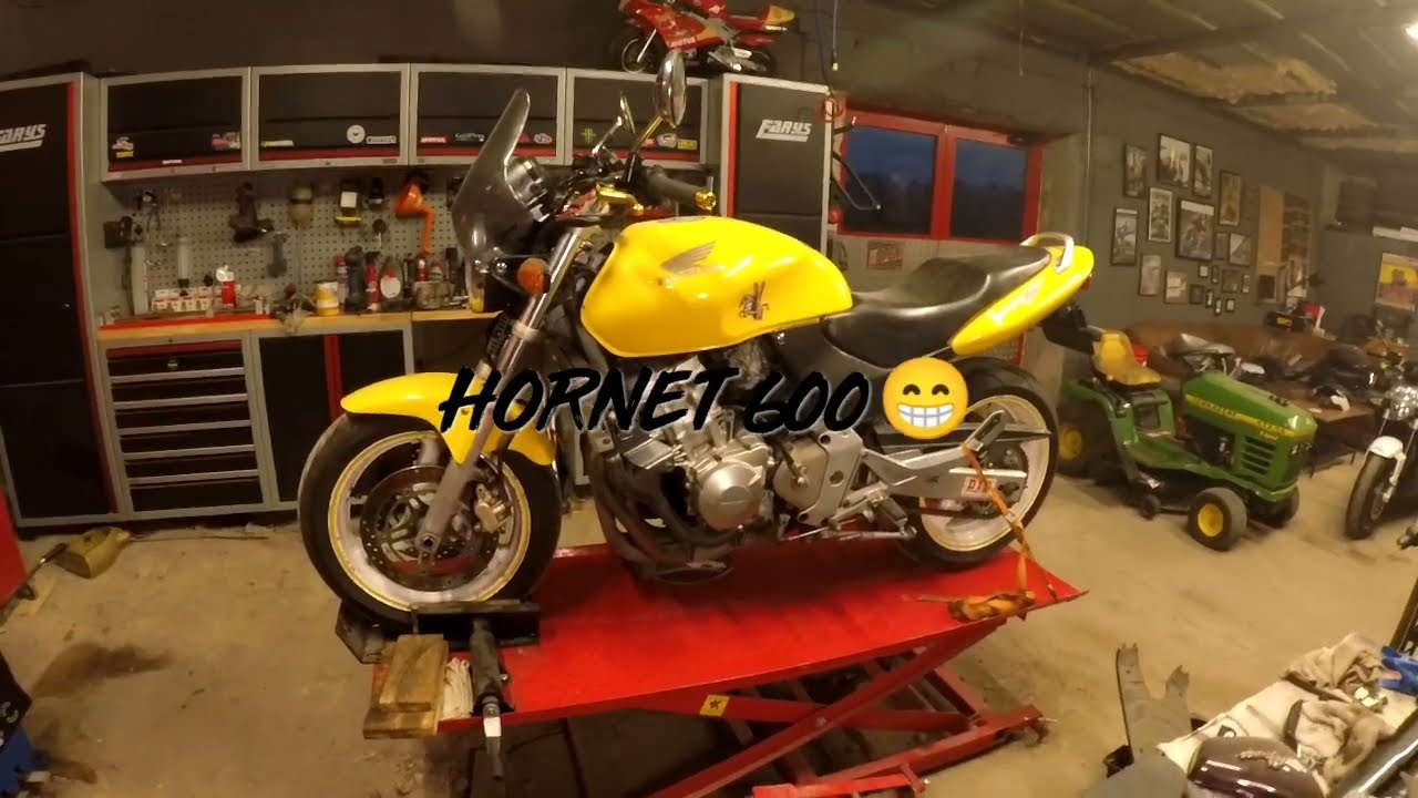 Honda Hornet CB600F Serwis gaźników,wymiana regulatora napięcia