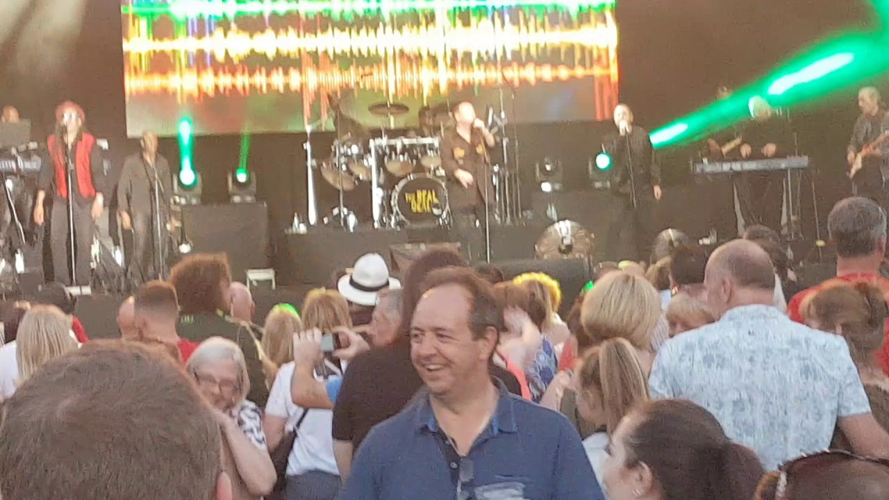 UB40 - JUST ANOTHER GIRL LIVE IN WALES 2017