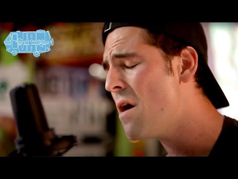 Lemonade (Live at JITV HQ in Los Angeles, CA 2016)