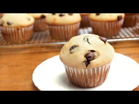 Chocolate Chip Muffins | SweetTreats