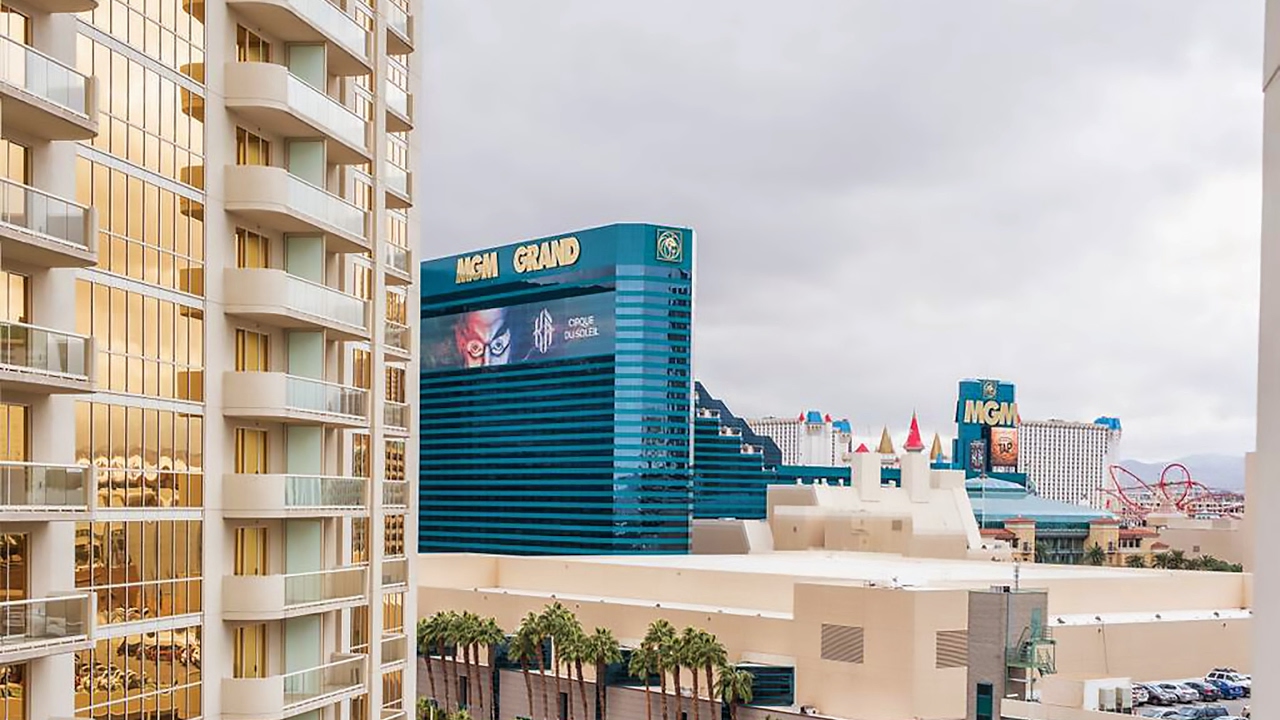 signature mgm signature mgm