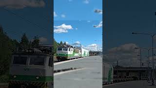 Vihreä Sr1 kiidättää Gd-autovaunua Tampereelle! || MV 10401 ILR - TPE