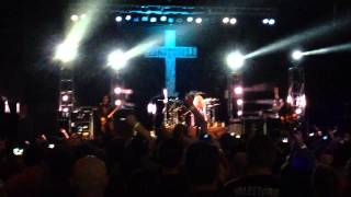 The Pretty Reckless - Heaven Knows (Live)