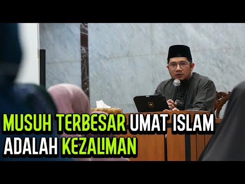 Video: Balada mengenai komisaris Soviet yang jujur (bahagian pertama)