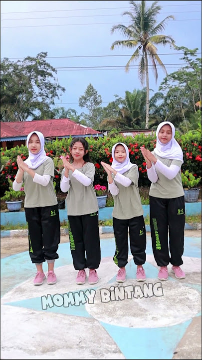 YA RABBI BIL MUSTHOFA #dance #viral #trending #ramadhan #mommybintang #bocilsquad #shorts