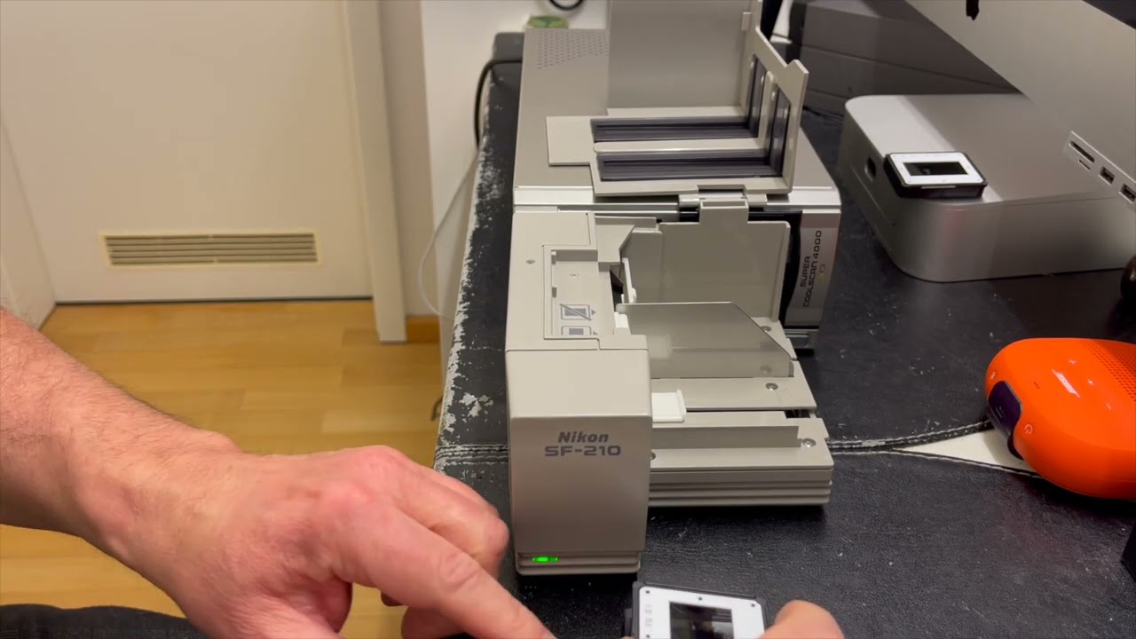 Digitizing slides with the Nikon SF 210 slide magazine for Super 