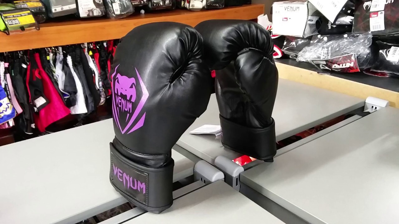 venum contender gloves