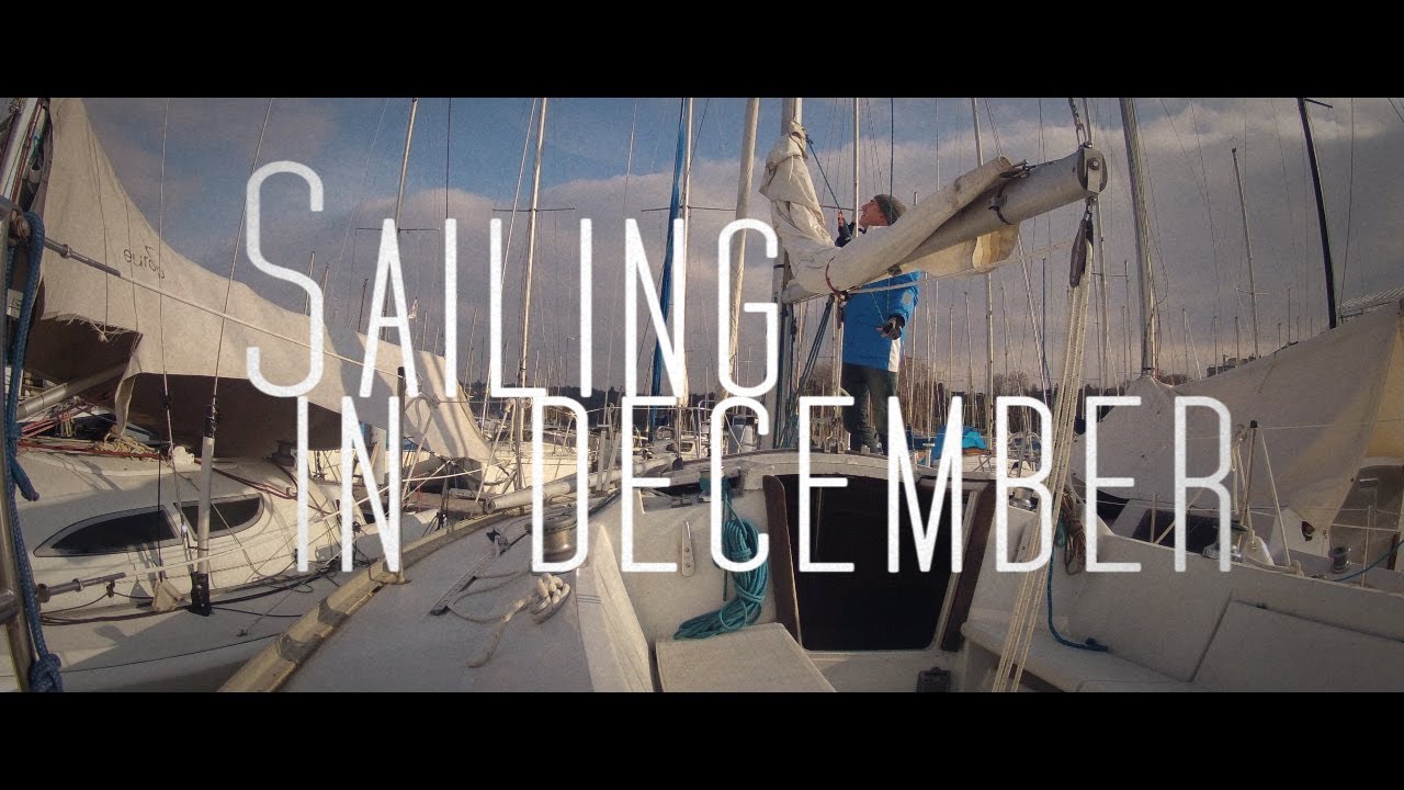 Sailing in December / Aloa 29 / Lake Geneva, Switzerland
