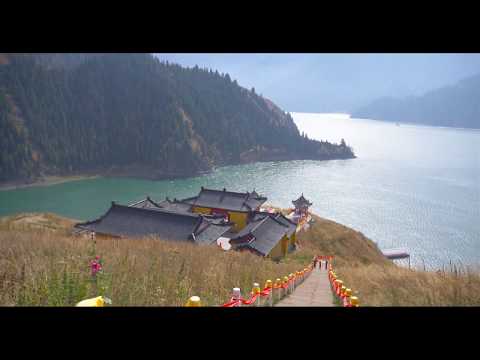 中國新疆省烏魯木齊 天山天池風景 | Nature landscape view Heaven Lake of Celestial Mountains in Xinjiang China.