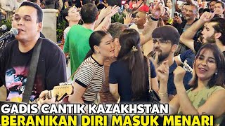Bob jemput kawan Dia nak menyanyi lagu arab | Memang meriah la Dia masuk menari bawak geng