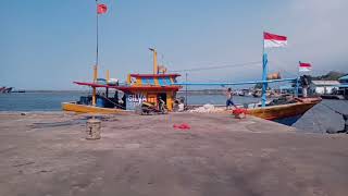 JALAN JALAN DI SIANG HARI KE PELABUHAN PROBOLINGGO | VLOG AJA #1
