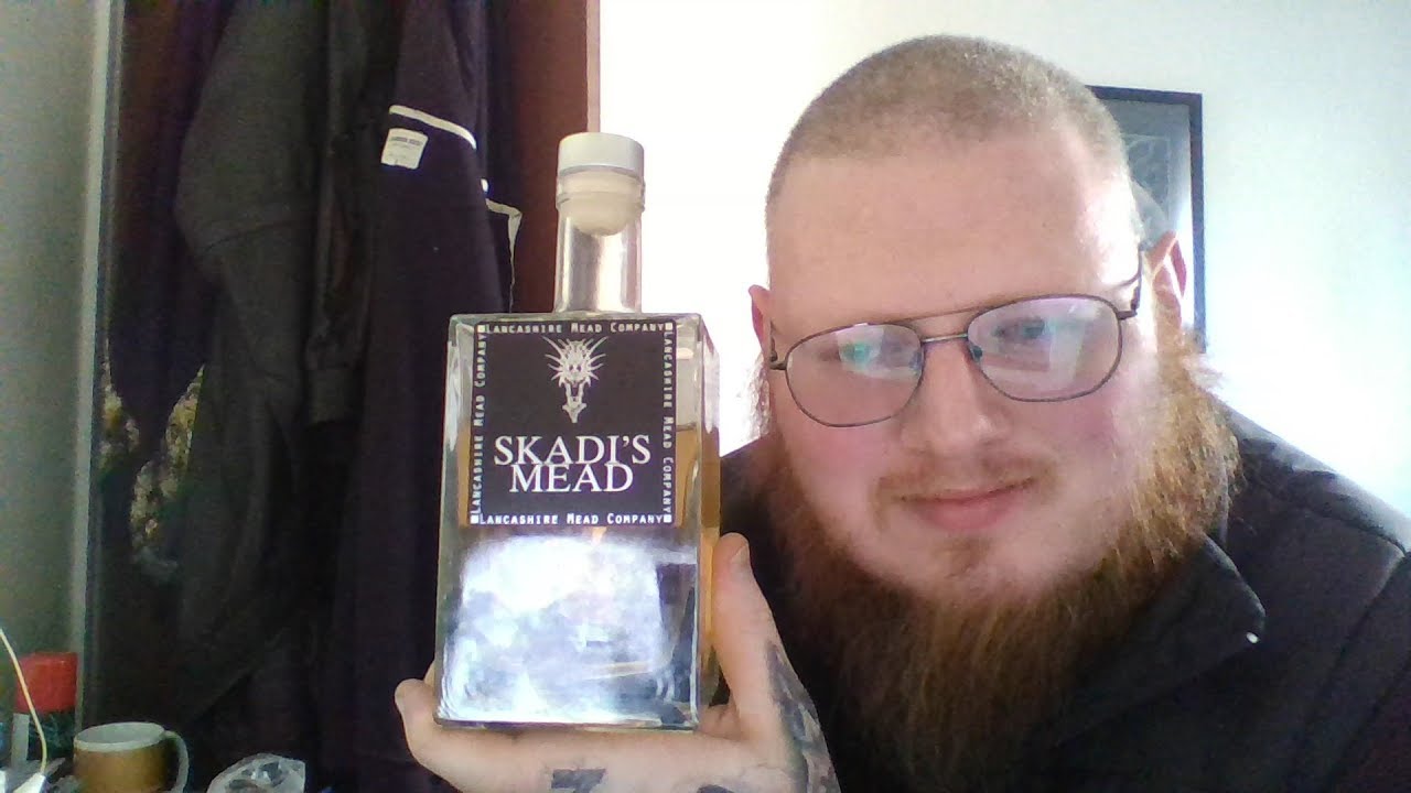 Skaadi's Mead Tasting and Review Drink of the Gods