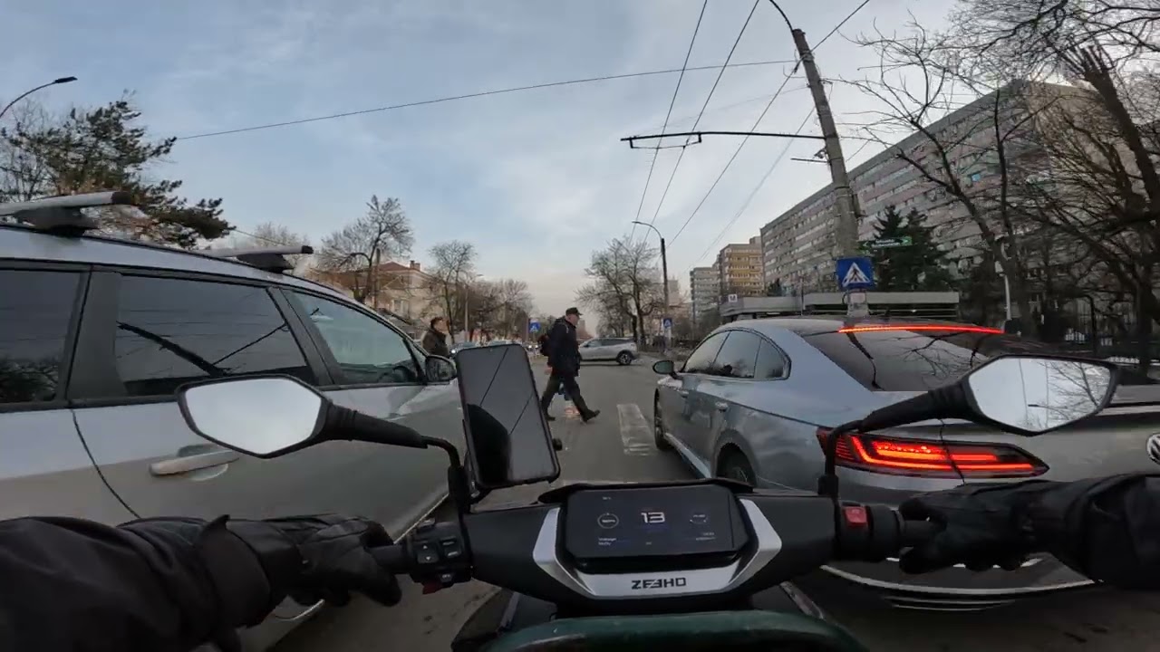 Când scuterul e rege (partea 6/7)