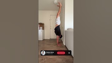 Day 55 - Can a COMPLETE BEGINNER Learn a Handstand in 10 Minutes a Day?