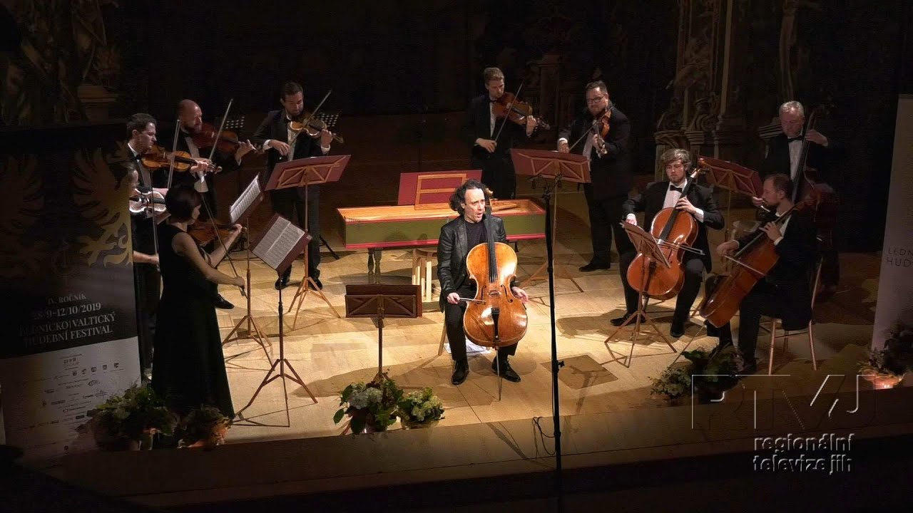 Sólistou 7. koncertu LVHF byl Emil Rovner - YouTube