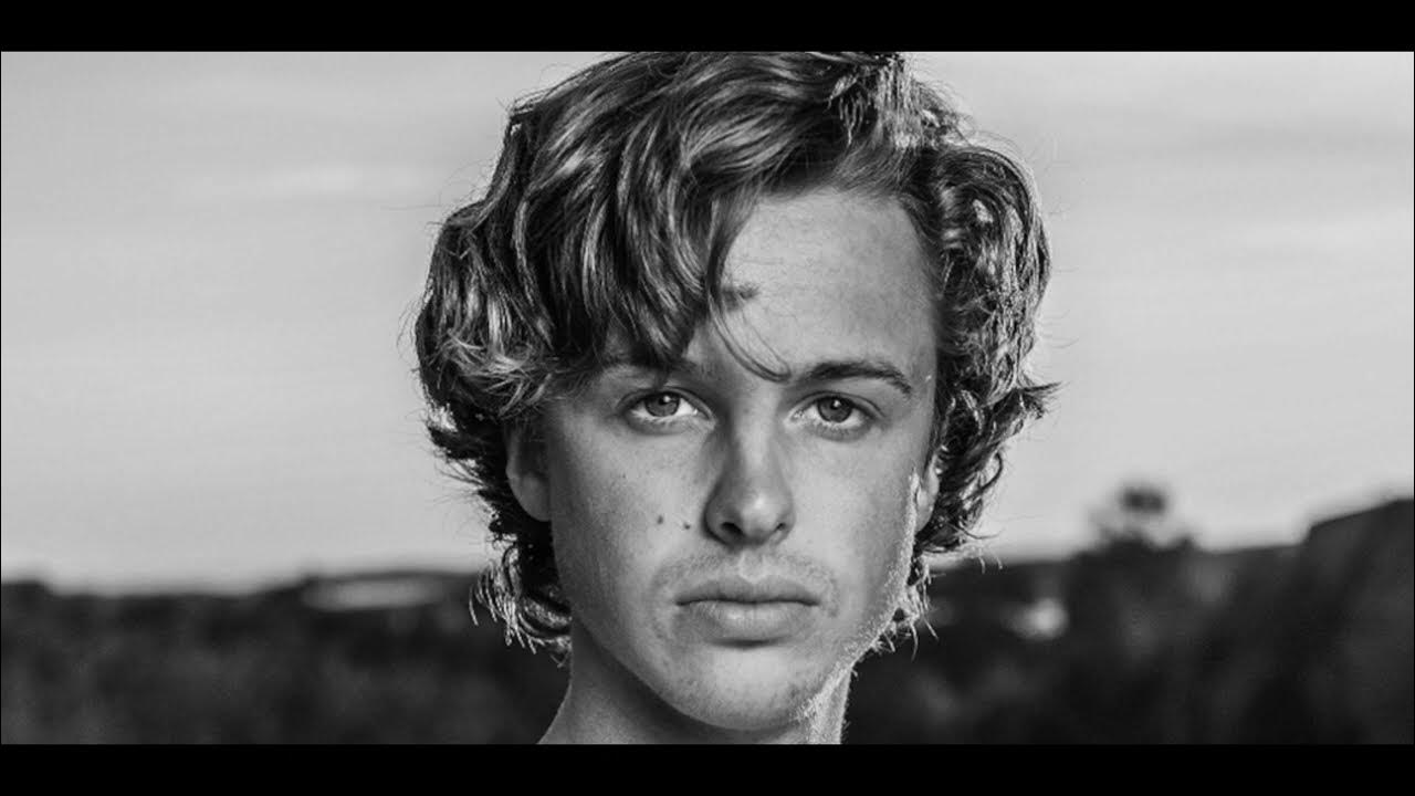 Broken исак данильсон. Isaac danielson power. Песня power isak danielson. Isaac danielson power. Isaac danielson power.