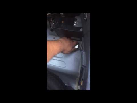 პრიუს მეორე თაობა – \"ვხნით აკუმულატორს\"