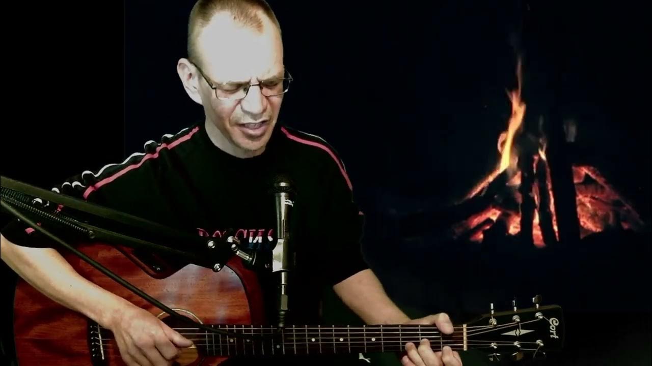 Круг пожелтевший лист. Круг пожелтевший лист