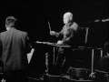 Capture de la vidéo Paul Hindemith In Rehearsal - Ite, Angeli Veloces (Ii Part) (1955)