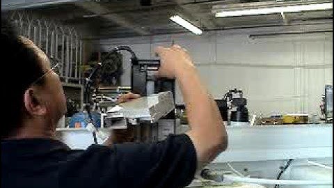 Reattaching the validator part of Coin Acceptor