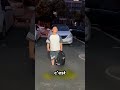 Ils ont mis Jimmy à la porte du magasin !