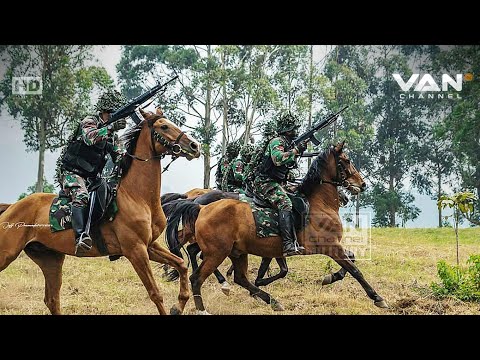 Video: Seperti Apa Seragam Prajurit Berkuda Itu