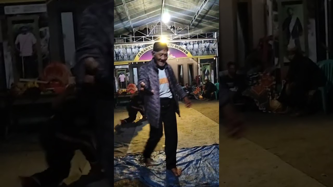 Singo kumbang Turonggo Mukti budoyo 