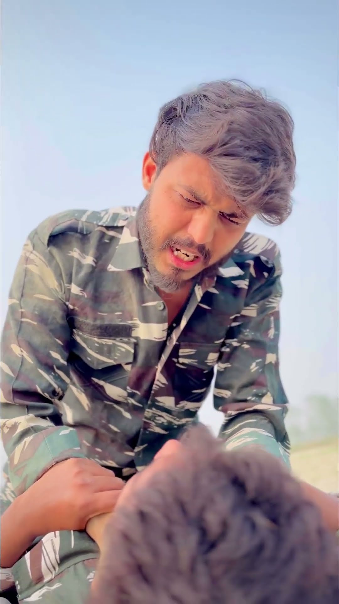 Part-2 फ़ॉजी ने अपने दोस्त को क्यों मारा?? #foryou #emotional #army #shortsfeed #meredholna #viral