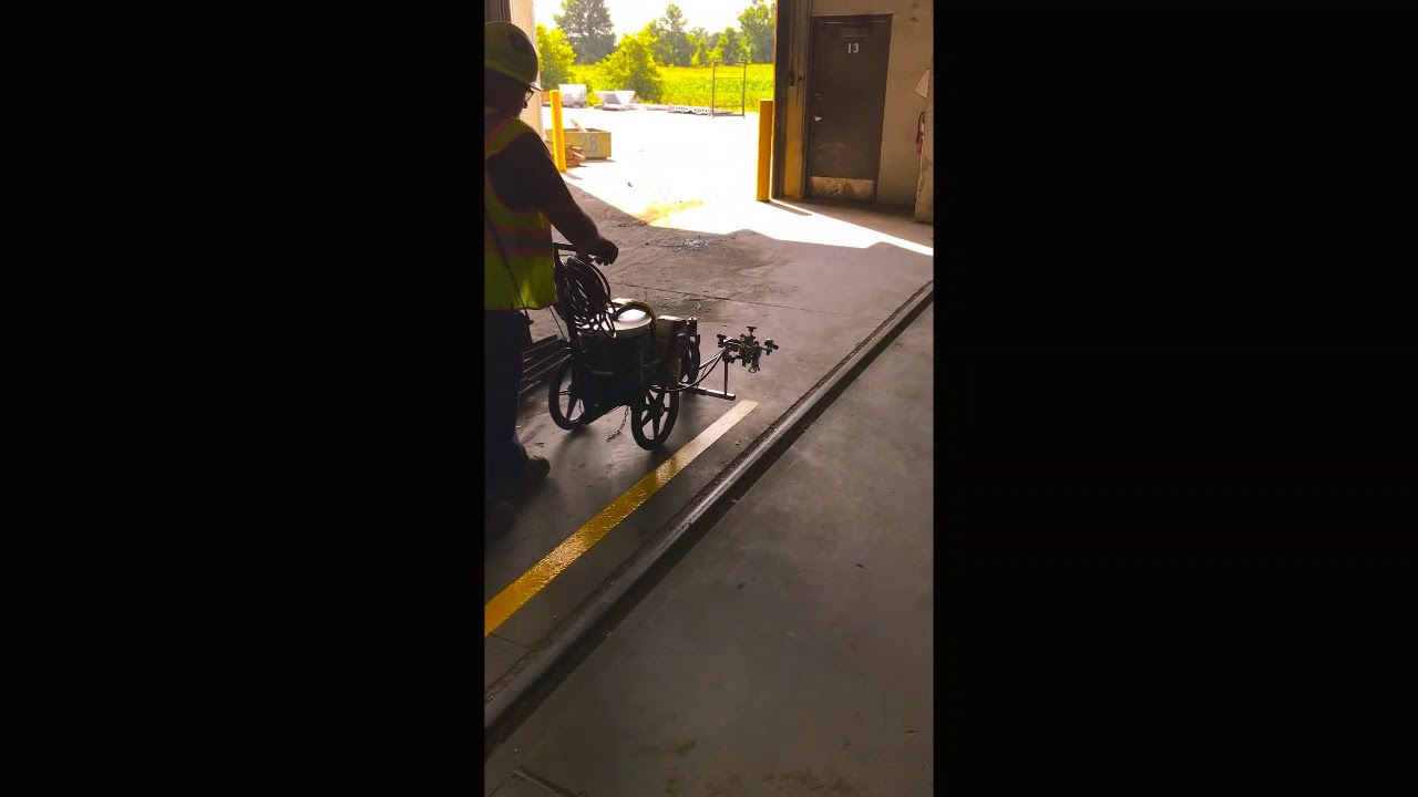 Titan PowrLiner 850 Paint Striping Machine