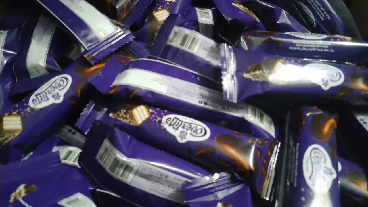 حلاوة العيد كل سنه وانتم طيبين و ينعاد عليكم بالخير واليمن والبركات اللهم امين يارب العالمين 