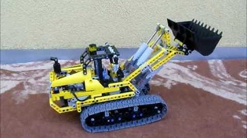 Lego Technic 8043 B-Model Tracked Loader Review