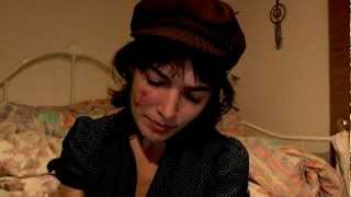 Kiyarii Reads (Thrii) - Jitterbug Perfume Net Worth