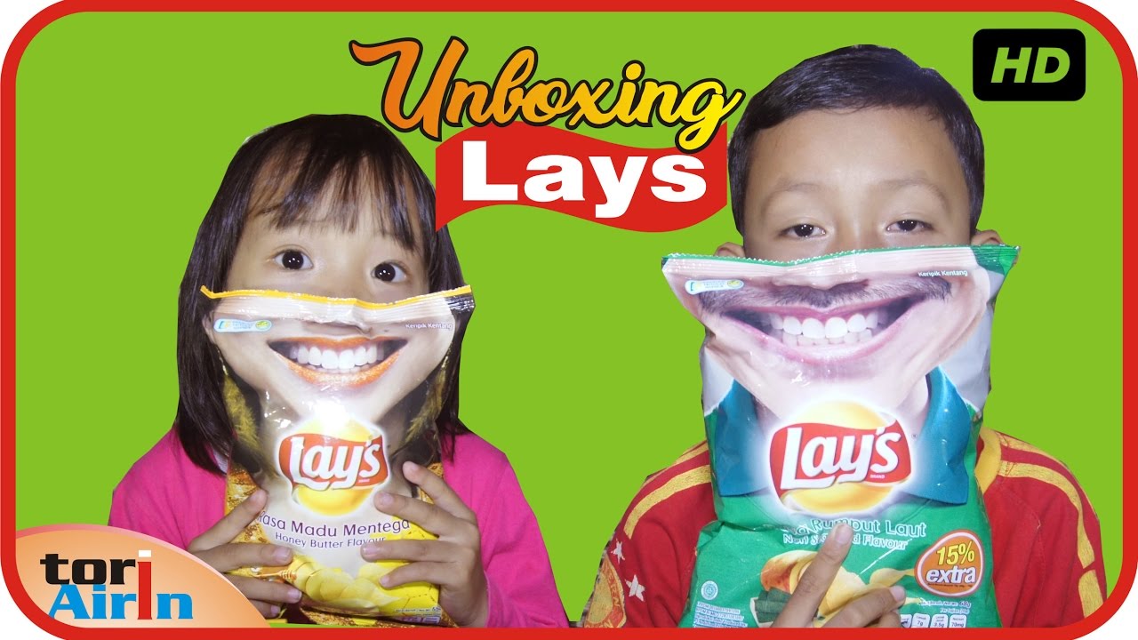 Unboxing Lays Smile Pack 2017 Makanan Snack Ada Gambar Lucu Tori