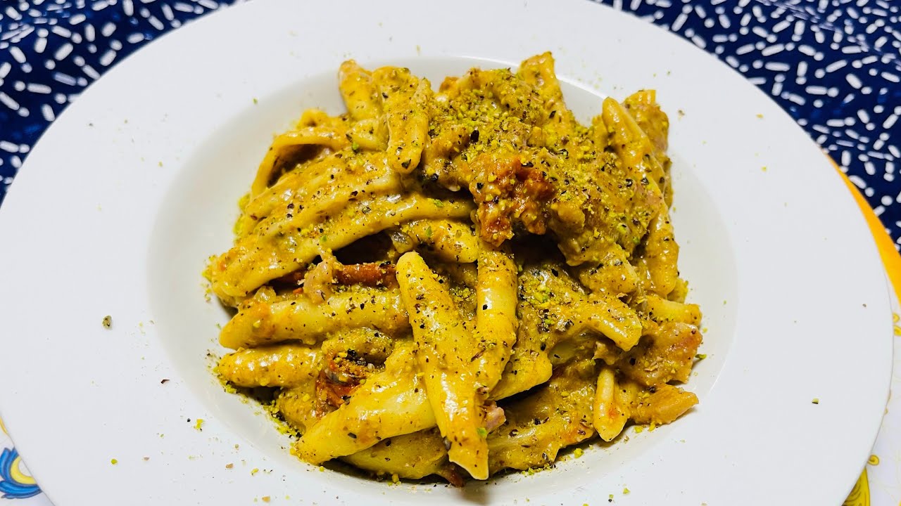 Fusilli con guanciale e pesto di pistacchio YouTube