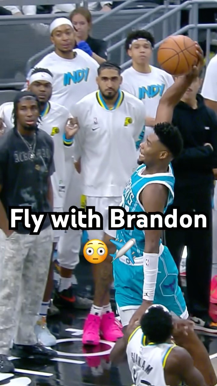 Brandon Miller TAKES FLIGHT \u0026 the Hornets Announcer loves it. ?✈️|#Shorts