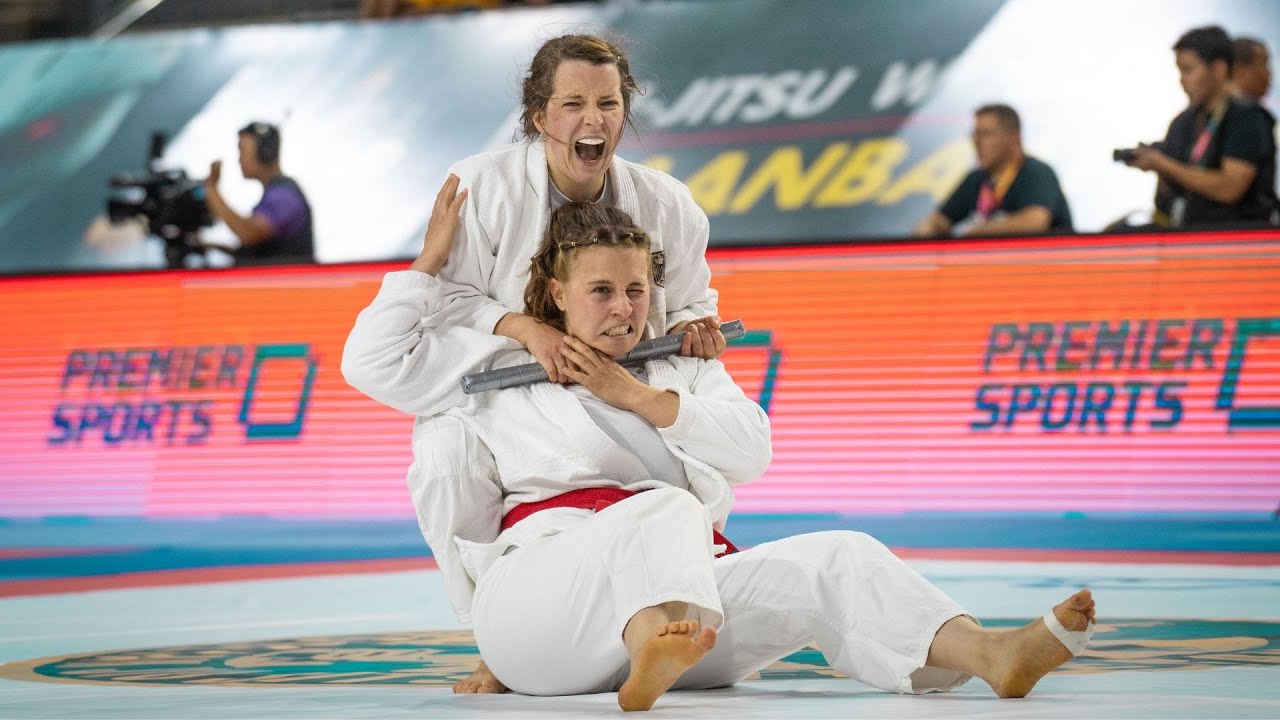 Frauen im Kampfsport: Mit Selbstsicherheit gegen die Unsicherheit